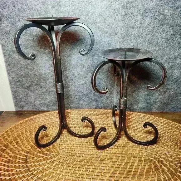 Stupendous Home Decor Metal Candle Stands Made In India - Picture 4 of 5